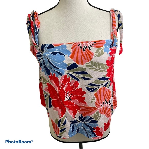 Astr the label off shoulder 100%viscose floral top size Medium.blouse - Picture 2 of 7